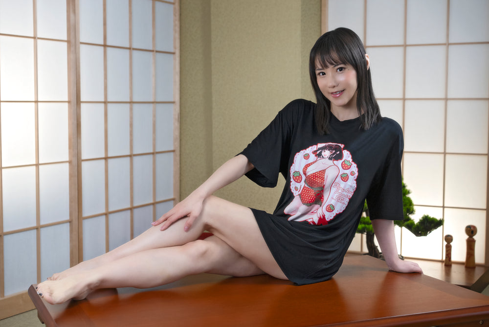 Kaho Shibuya x Mochipan Original T-Shirt - Strawberry Summer 2025